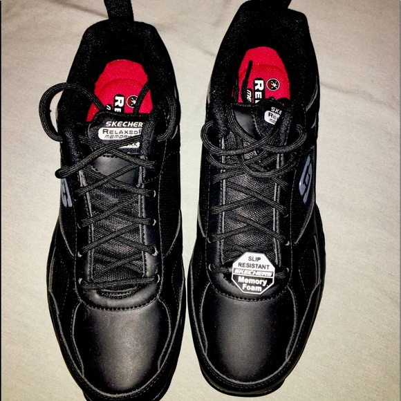 sketcher non slip shoes